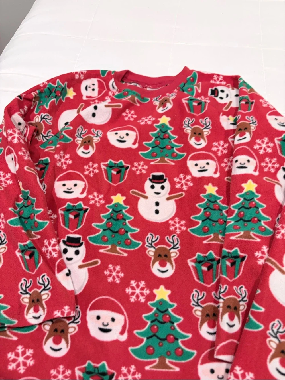 The Children's Place Red Christmas Pajama Set with Festive Print